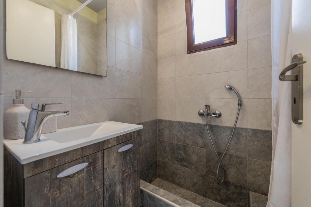 Katerina Rooms Méson Yerakaríon Exterior foto